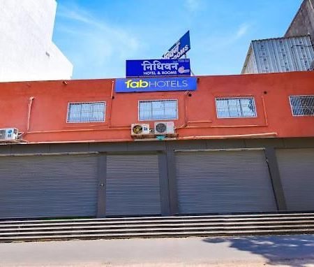 Fabhotel Nidhivan, Udhna Junction Surat Exterior photo