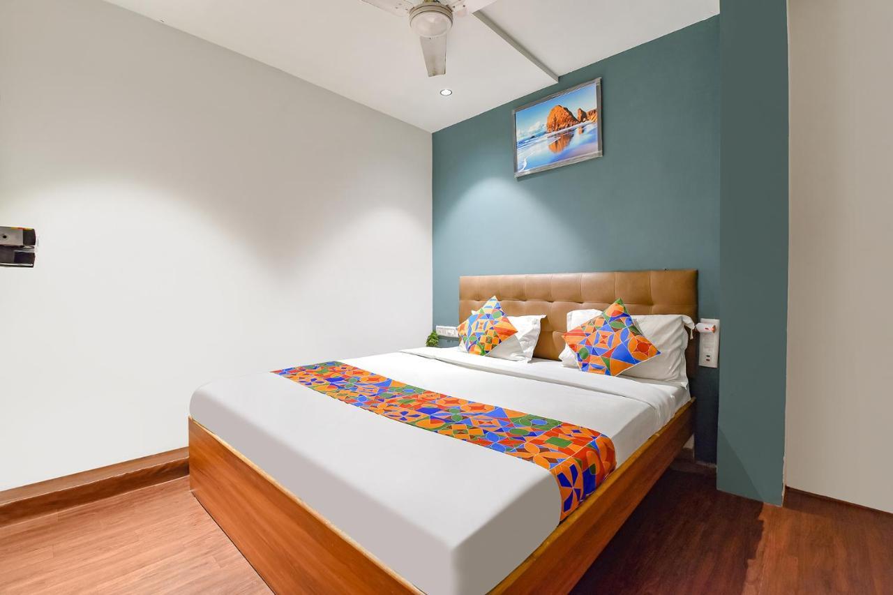 Fabhotel Nidhivan, Udhna Junction Surat Exterior photo