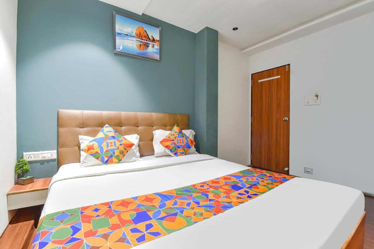 Fabhotel Nidhivan, Udhna Junction Surat Exterior photo